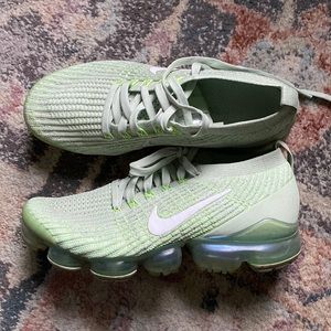 Nike Women's Air Vapormax Flyknit 3